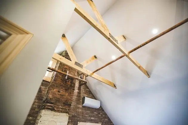 Romantic Çatı Katı (Loft), Banyolu/Duşlu (Cathedrale - 3e etage)