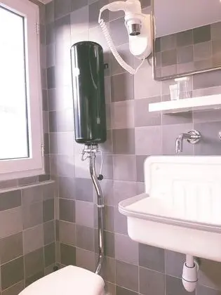 Tek Büyük Yataklı Oda, 1 Çift Kişilik Yatak