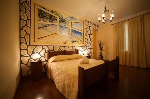 Standard Tek Büyük Yataklı Oda