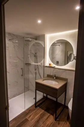 Executive Tek Büyük Yataklı Oda