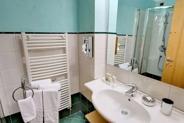 Standard Tek Büyük veya İki Ayrı Yataklı Oda