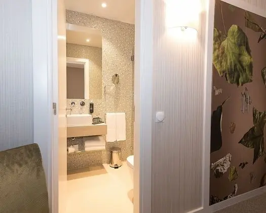 Classic Tek Büyük Yataklı Oda