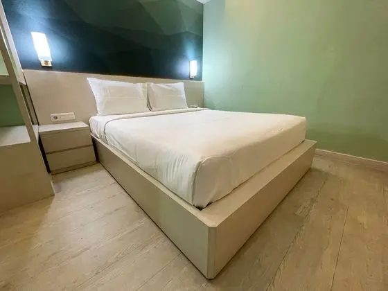 Deluxe Tek Büyük Yataklı Oda, 1 Büyük (Queen) Boy Yatak, Sigara İçilebilir