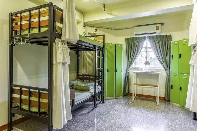 Ortak Ranzalı Oda, Sadece kadınlar için