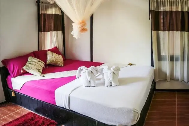 Bungalow (First Floor)
