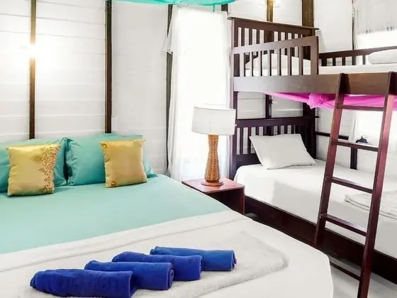 Comfort Dört Kişilik Oda, 1 Yatak Odası, Sigara İçilmez, Bahçe Manzaralı