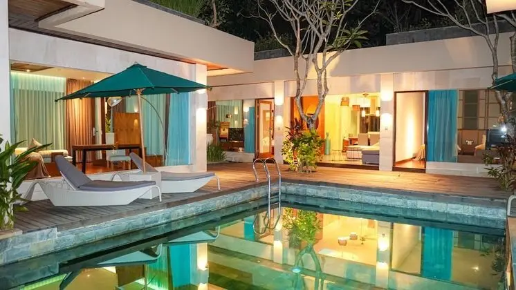 Family Villa, 3 Yatak Odası, Kişiye Özel Havuzlu