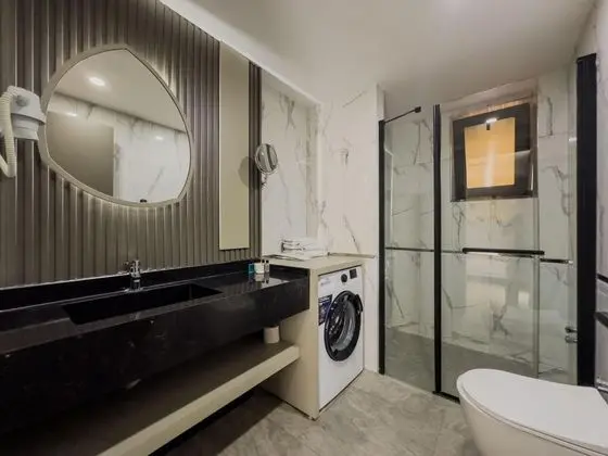 River Suite