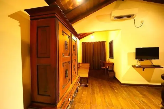 Upstairs Superior Room