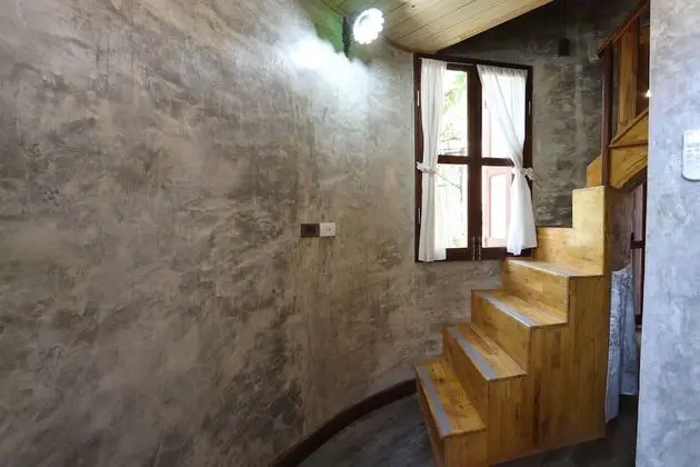 Mushroom Clay House M1