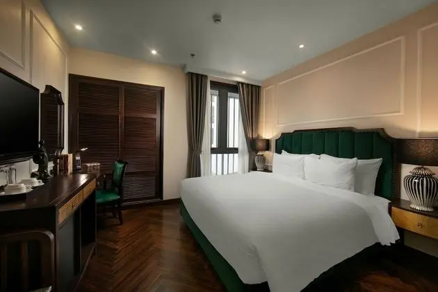 Deluxe Tek Büyük Yataklı Oda