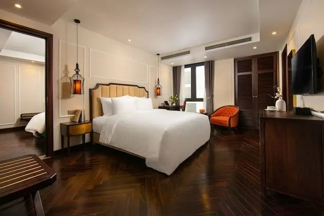 Deluxe Tek Büyük Yataklı Oda
