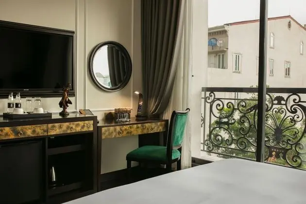Luxury Tek Büyük Yataklı Oda (City)