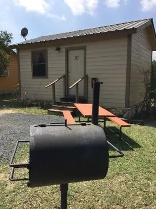 Kulübe, 1 Büyük (Queen) Boy Yatak