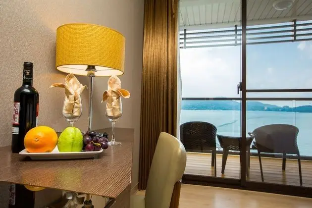 Deluxe Dört Kişilik Oda, Göl Manzaralı