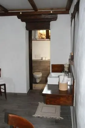 Basic Tek Büyük Yataklı Oda, Bahçe Manzaralı