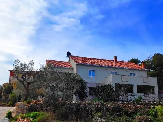 Apart Daire (Leana - great location and close to b)