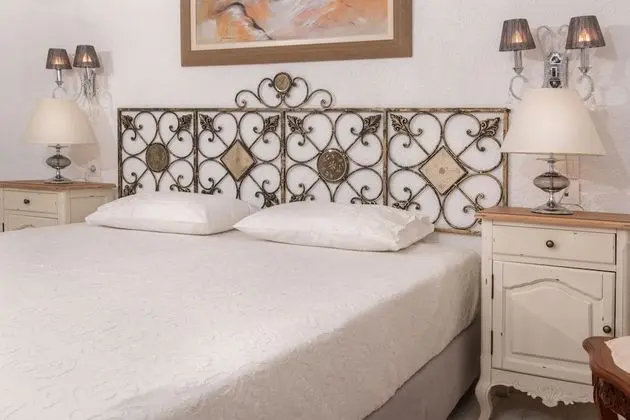 Deluxe Üç Kişilik Oda, Deniz Manzaralı