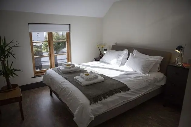 Premier Tek Büyük Yataklı Oda, Banyolu/Duşlu, Nehir Manzaralı (Room 1)