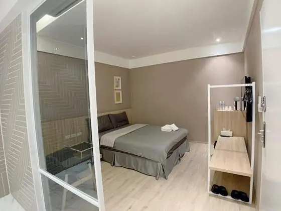 Standard Tek Büyük Yataklı Oda