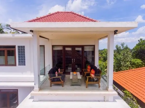 Villa (Lebah I)