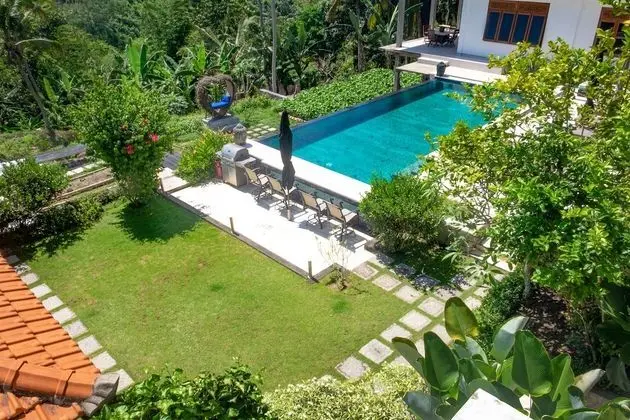 Villa (Lebah I)