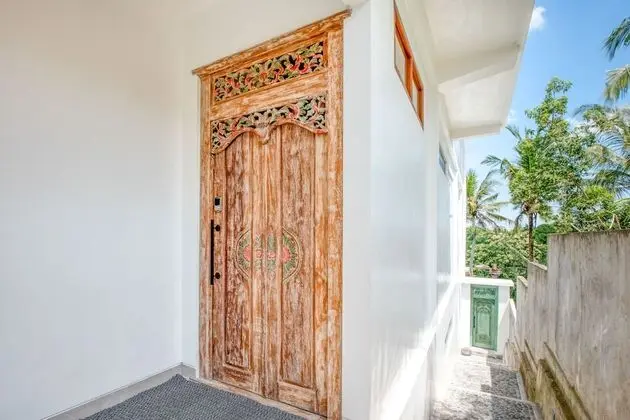 Villa (Lebah III)