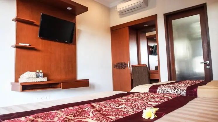 Tek Büyük veya İki Ayrı Yataklı Oda