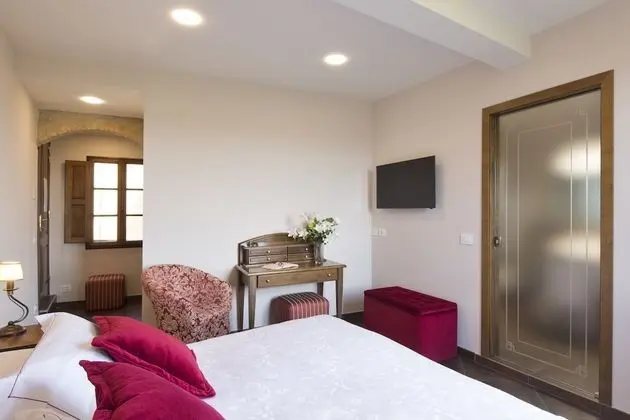 Deluxe Tek Büyük Yataklı Oda, 1 En Büyük (King) Boy Yatak, Sigara İçilmez, Ek Bina (SPA access)