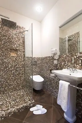 Deluxe Tek Büyük Yataklı Oda, 1 En Büyük (King) Boy Yatak, Sigara İçilmez, Ek Bina (SPA access)