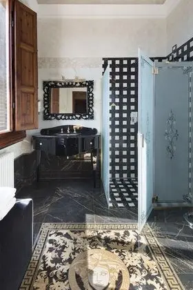 Junior Süit, Sigara İçilmez (Frescoes - SPA access)