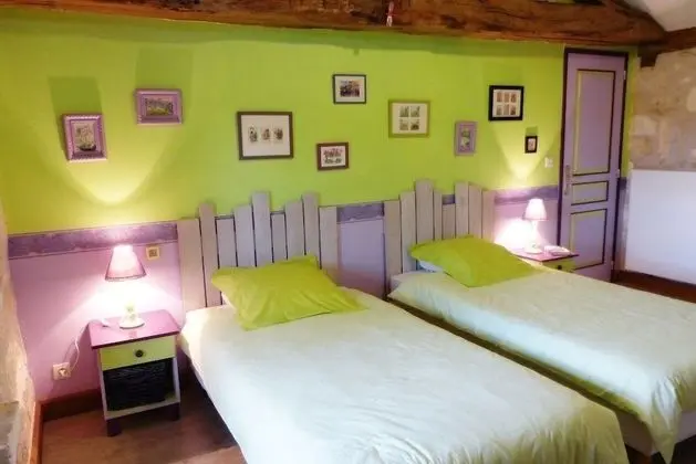 Comfort Tek Büyük veya İki Ayrı Yataklı Oda, Bahçe Manzaralı, Bahçeli