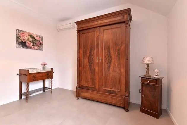 Deluxe Apart Daire, Banyolu/Duşlu, Üzüm Asması Manzaralı (Dévorons, apprécions)