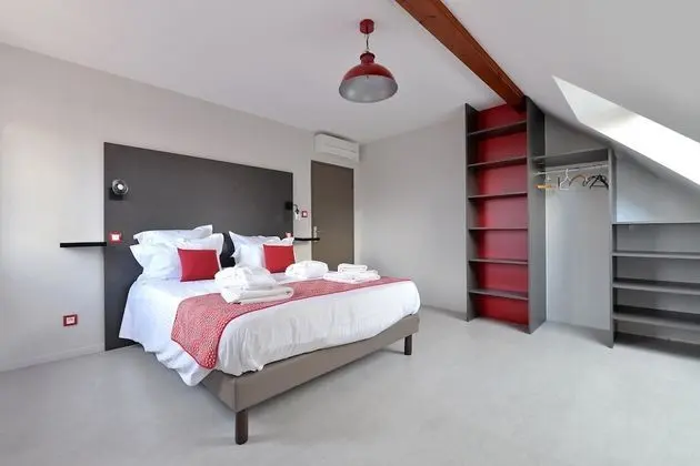 Deluxe Süit, Banyolu/Duşlu, Avlu Manzaralı (Triptyque)