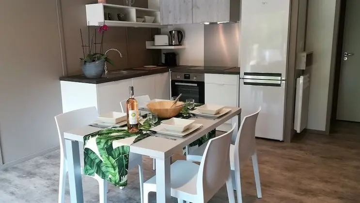Büyük Yataklı Tek Kişilik Oda