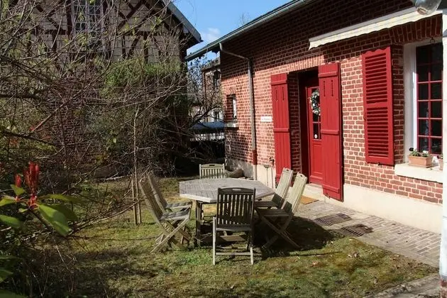 Kır Evi, Banyolu/Duşlu, Bahçe Manzaralı (La Chaumine)