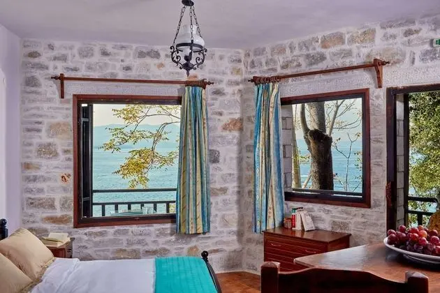 Stüdyo, Deniz Manzaralı