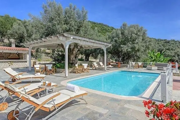 Villa, 4 Yatak Odası, Kişiye Özel Havuzlu