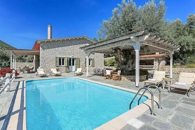 Villa, 4 Yatak Odası, Kişiye Özel Havuzlu