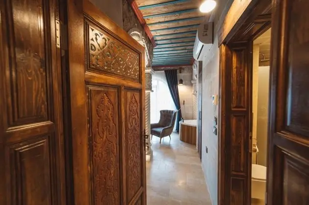 Deluxe Suite, Bahçe Manzaralı, Şömineli ve Jakuzili