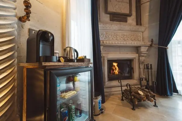 Deluxe Suite, Bahçe Manzaralı, Şömineli ve Jakuzili