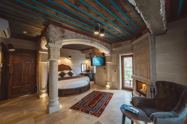 Superior Suite, Bahçe Manzaralı, Şömineli ve Jakuzili