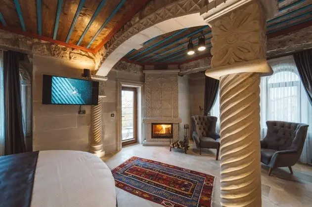 Superior Suite, Bahçe Manzaralı, Şömineli ve Jakuzili