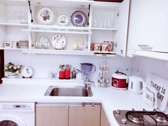 Lee Apartment #1