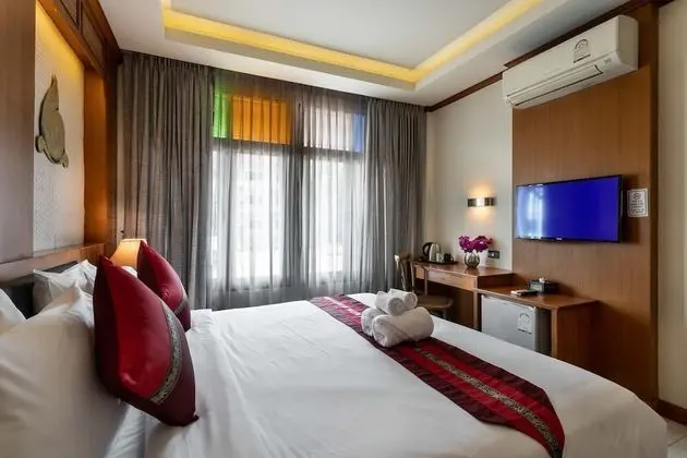 Deluxe Tek Büyük Yataklı Oda