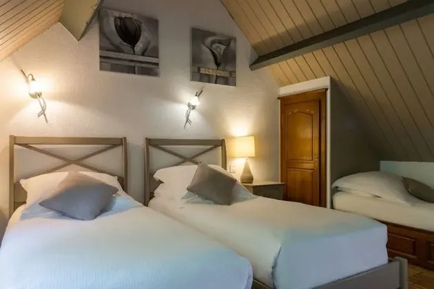 Classic Üç Kişilik Oda