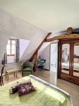 Standard Tek Büyük Yataklı Oda, Tepe Manzaralı (Capucine)