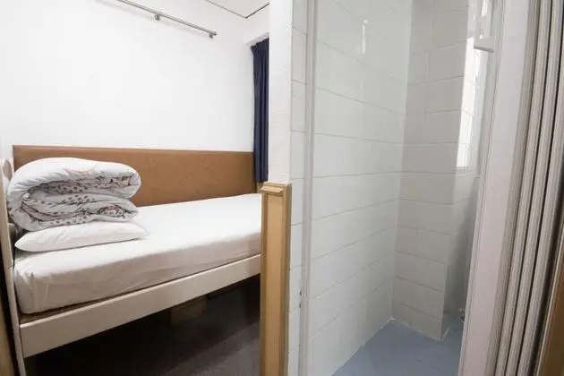 Single Room, Shared Bathroom