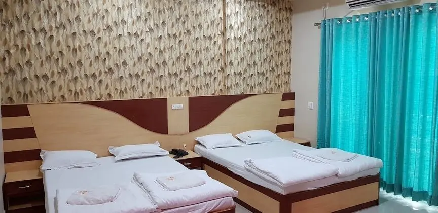 Deluxe Dört Kişilik Oda
