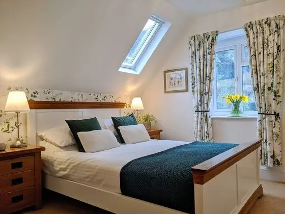 Deepdene, comfortable double room